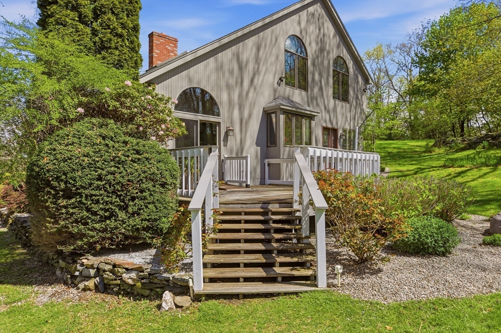 81 Seapowet Ave