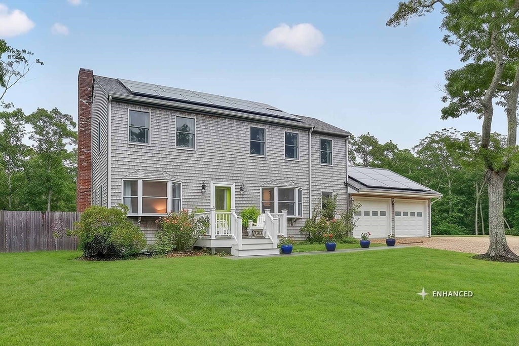 105 Whalers Walk