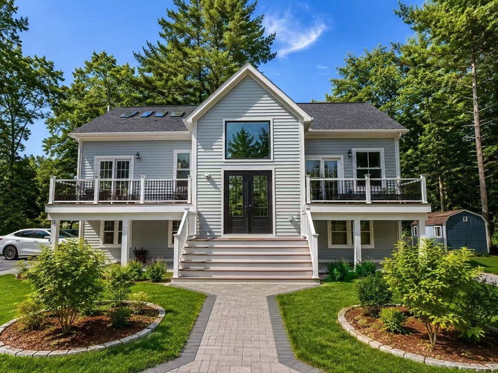 22 Meadowbrook Rd