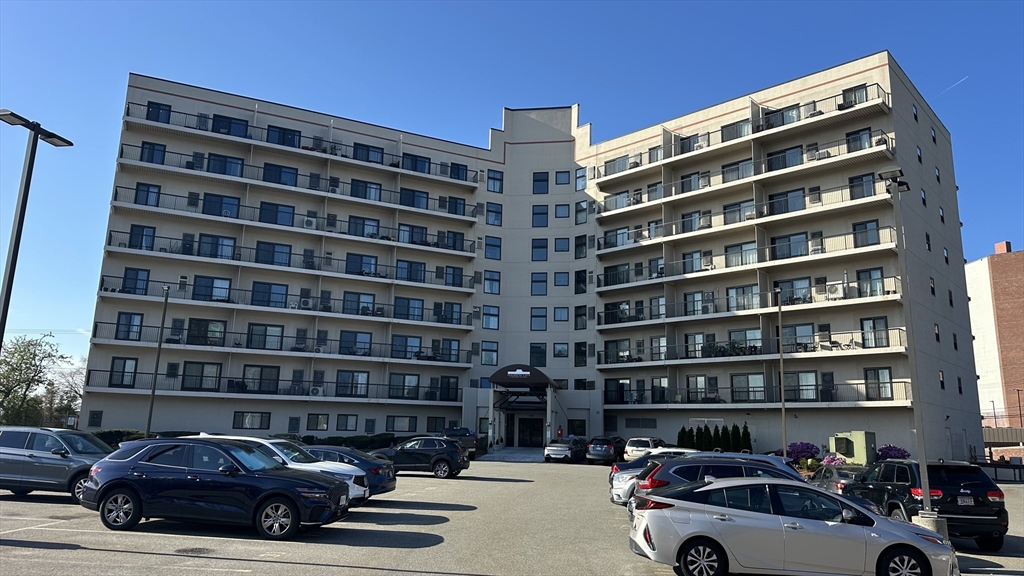 133 Commander Shea Blvd 113