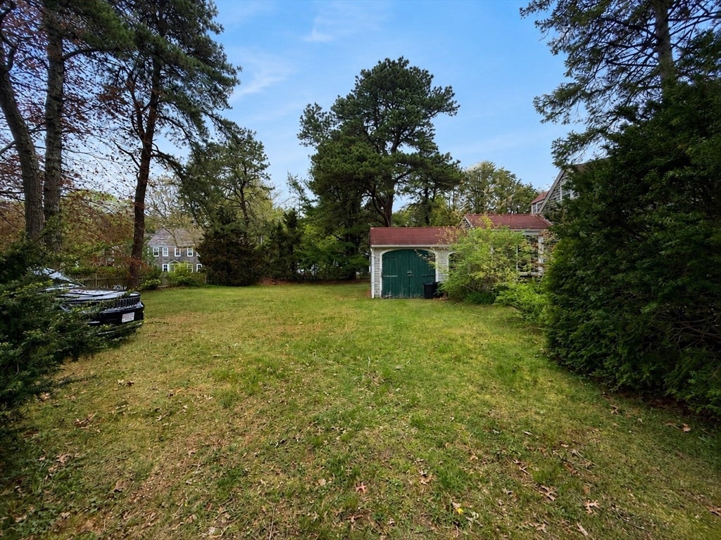 18 Nickerson Dr, Barnstable, MA Photo #6