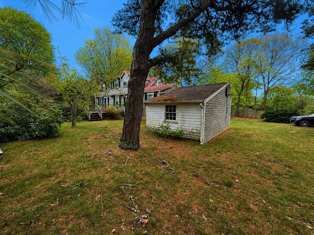 18 Nickerson Dr, Barnstable, MA Photo #4
