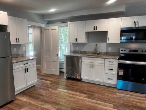 1 Madison B Amesbury MA 01913