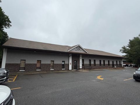 132 Central 213 Foxboro MA 02035