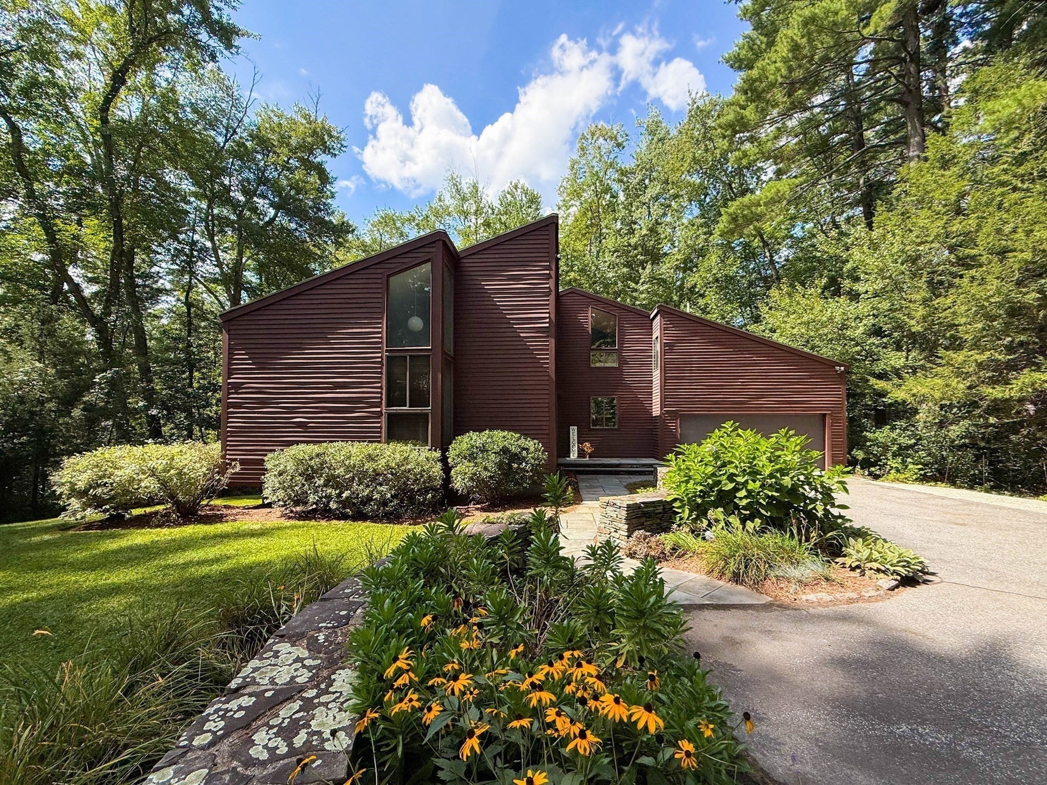 26 Old Stagecoach Rd, Bedford, MA Photo #36
