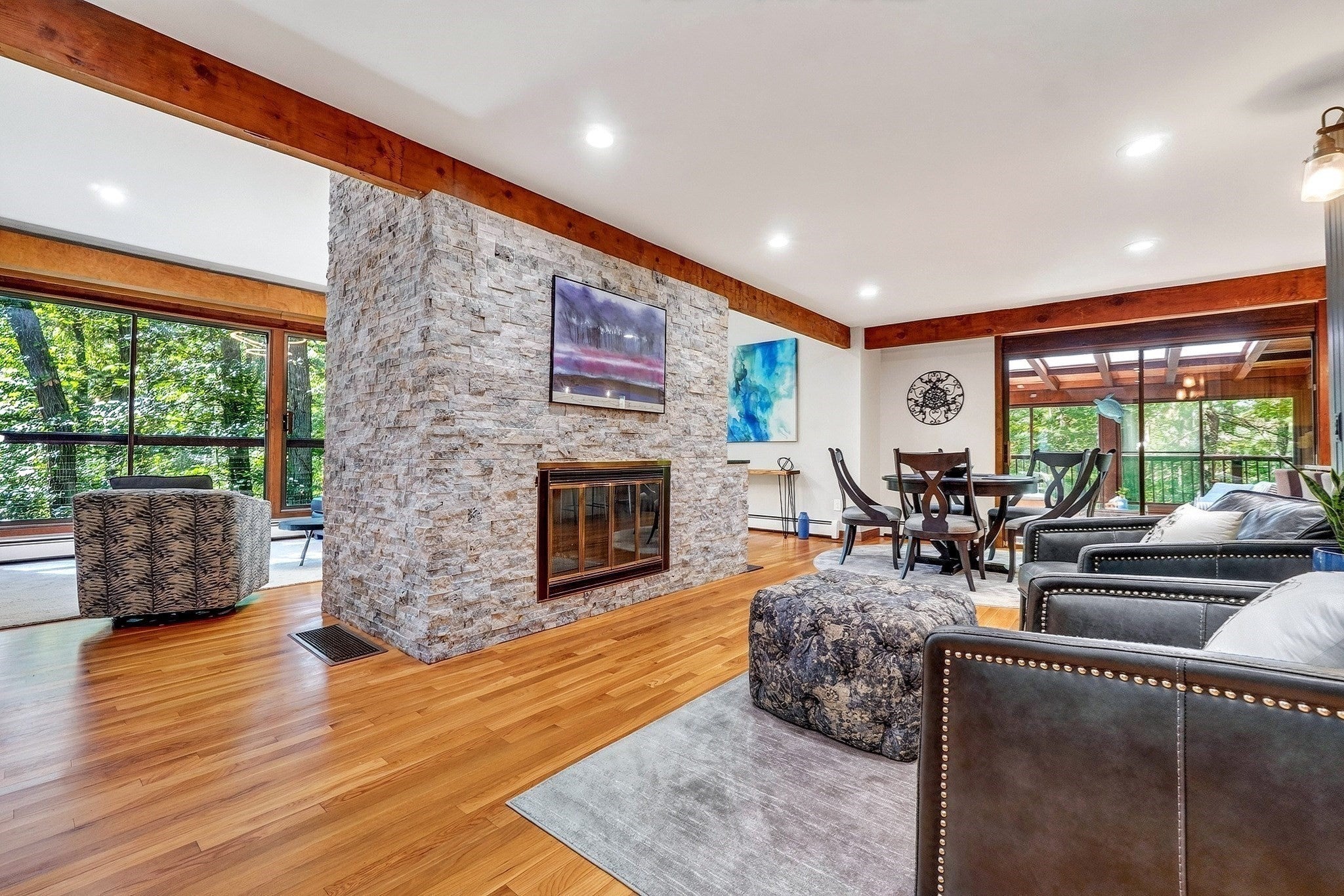 26 Old Stagecoach Rd, Bedford, MA Photo #3