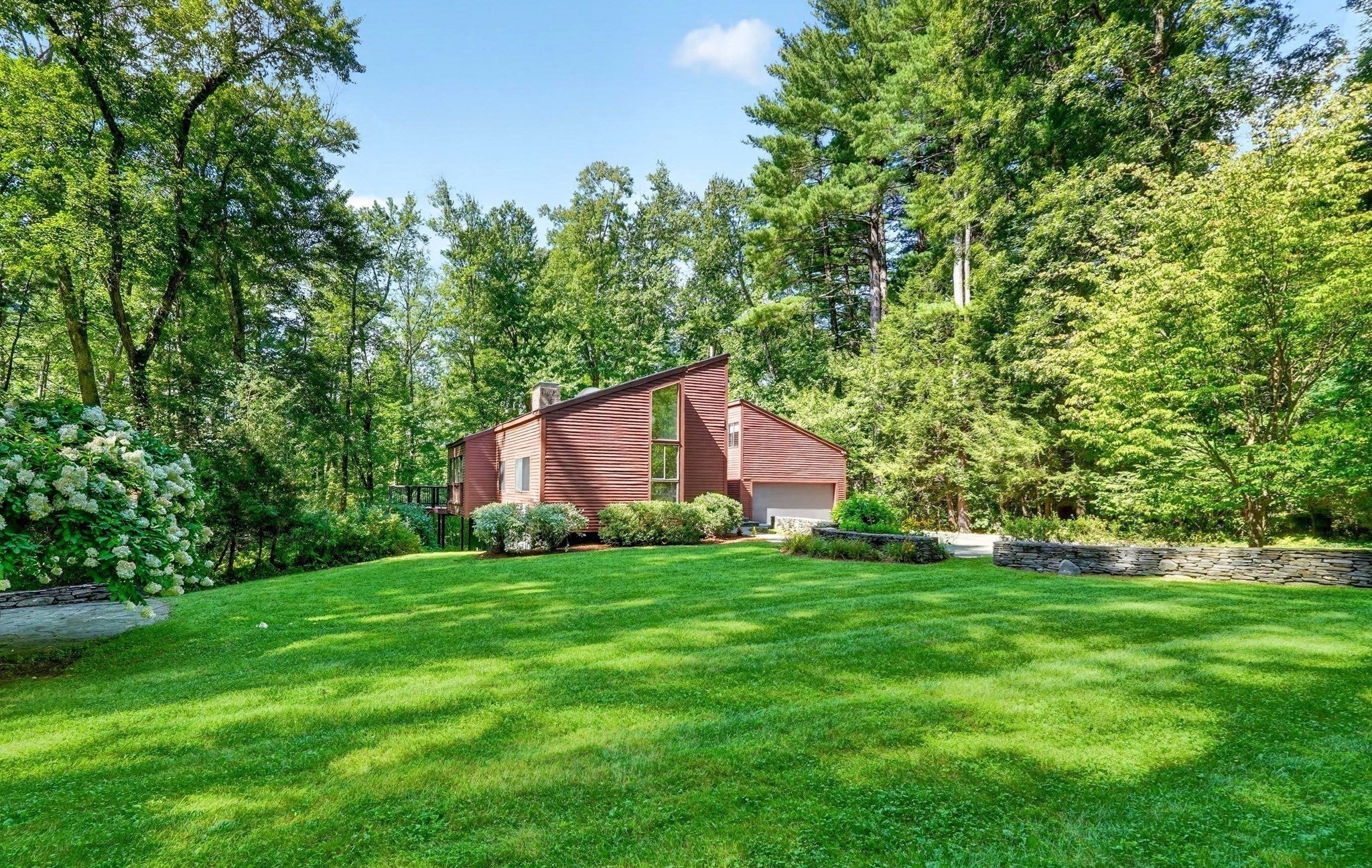 26 Old Stagecoach Rd, Bedford, MA Photo #34