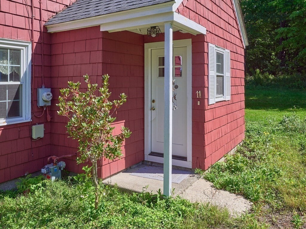 11 West St, Grafton, MA, 11 West St, Grafton, MA Photo #4