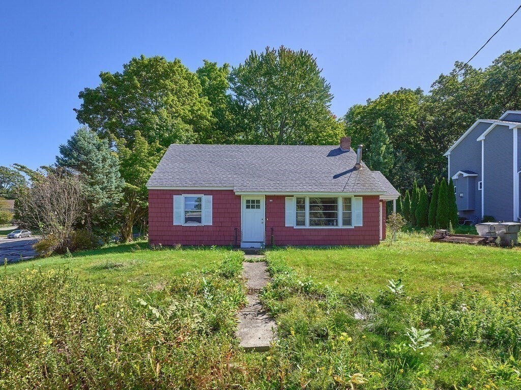 11 West St, Grafton, MA, 11 West St, Grafton, MA Photo #3