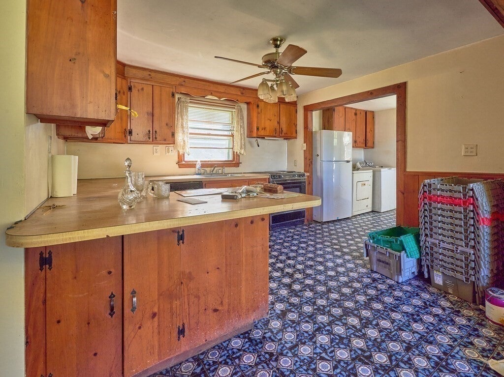 11 West St, Grafton, MA, 11 West St, Grafton, MA Photo #11