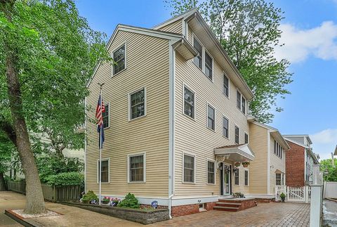 Photo of 13 Oak St, Boston, MA 02129 (MLS # 73541934)
