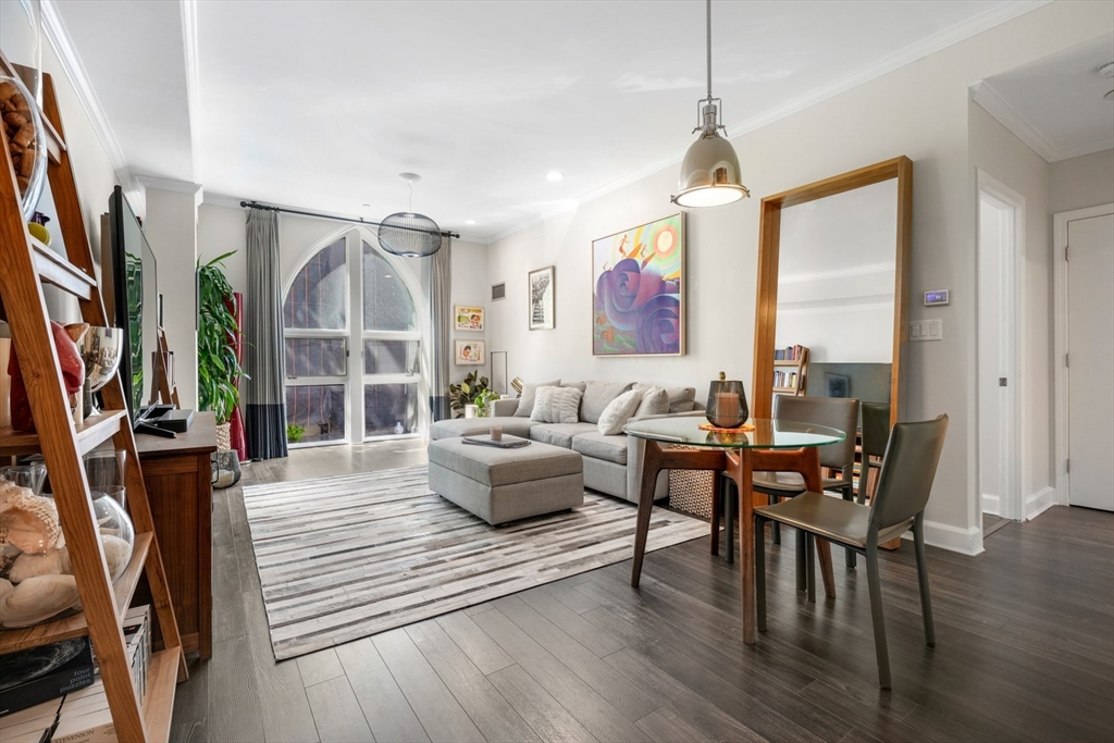 Photo of 2 Clarendon St #307, Boston, MA