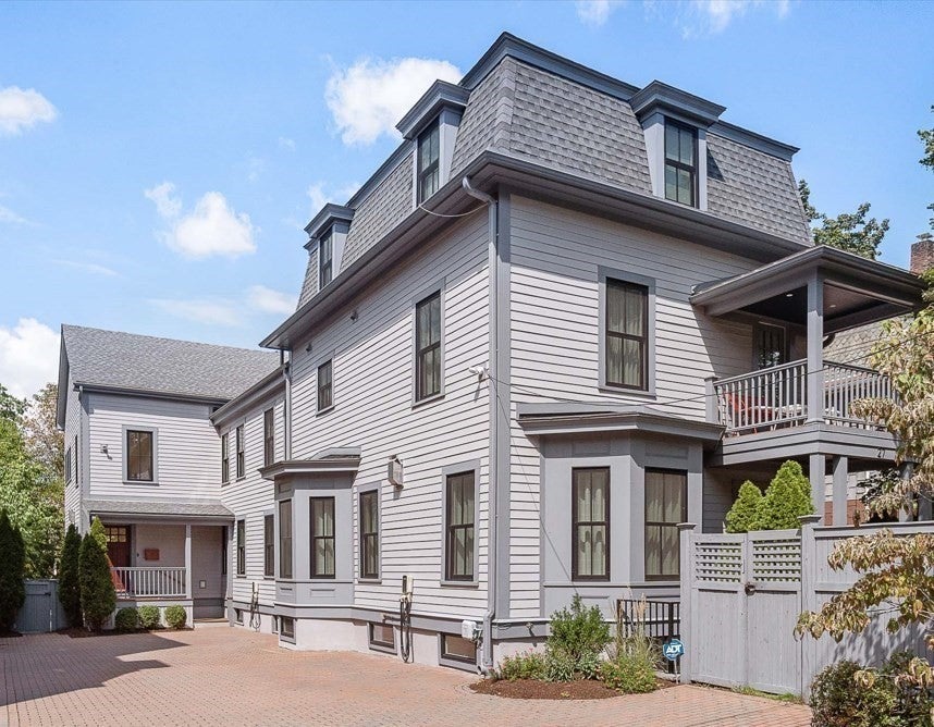Photo of 27 Walden St, Cambridge, MA
