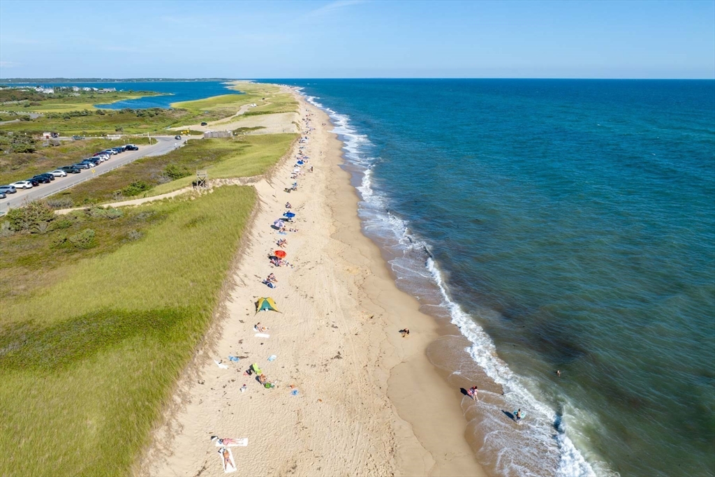 114 Meetinghouse Way