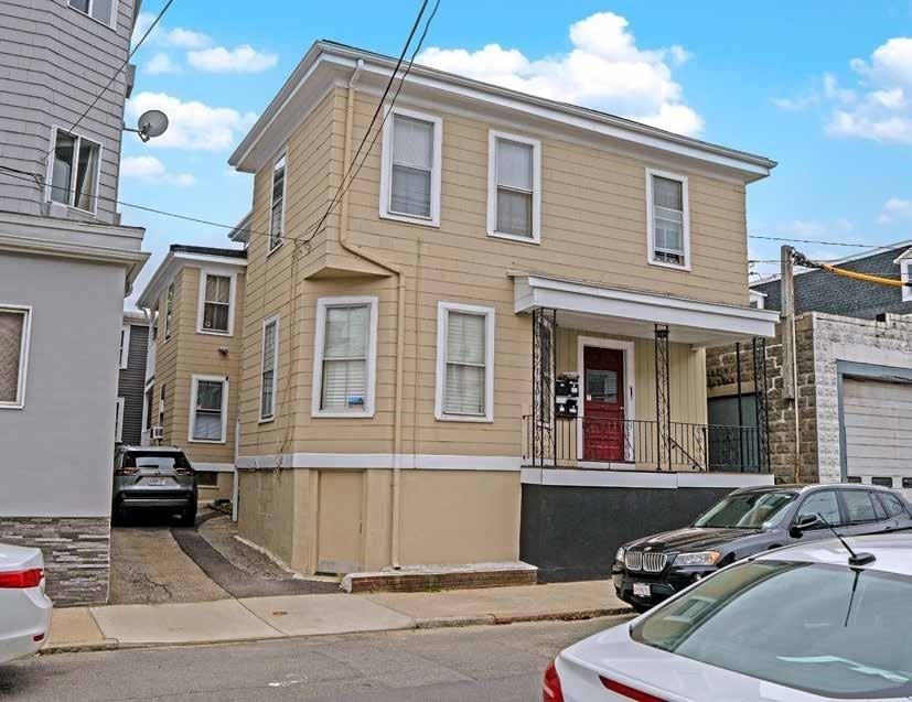 54 Bonair St