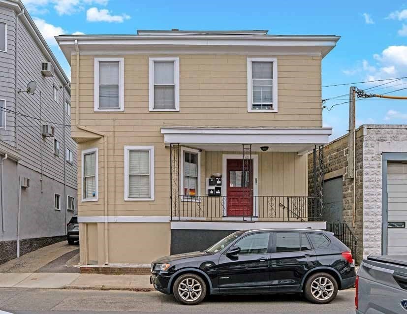 54 Bonair St