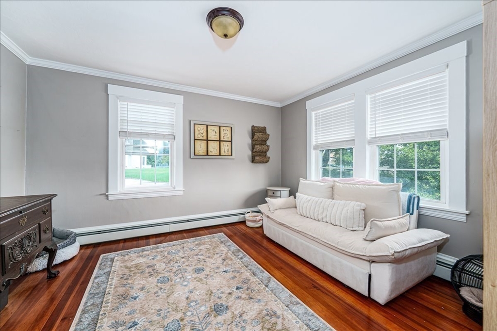 1 Richmond Ave, Milford, MA Photo #16