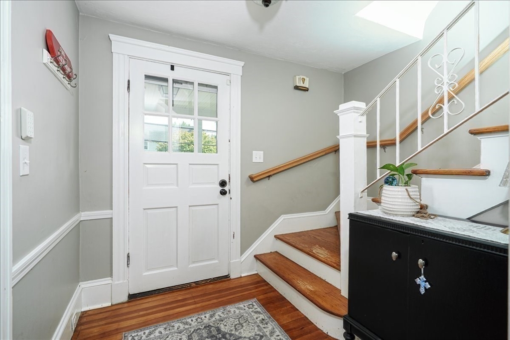 1 Richmond Ave, Milford, MA Photo #15