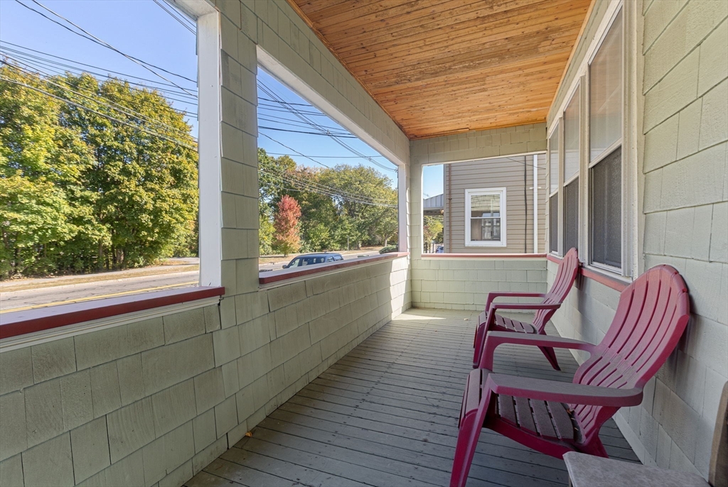 Watertown, Massachusetts 02472, United States, 2 Bedrooms Bedrooms, ,1 BathroomBathrooms,Residential,Active,224100