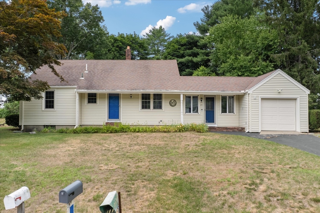 Photo of 23 Meadow Brook Rd, Raynham, MA