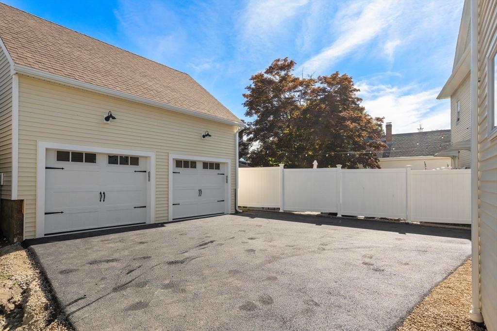 15 Addison Street B