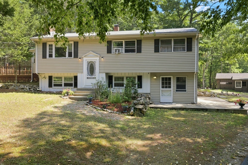 636 Highland St, Holliston, MA, 636 Highland St, Holliston, MA Photo #1