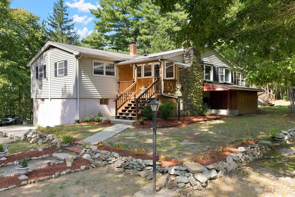 636 Highland St, Holliston, MA, 636 Highland St, Holliston, MA Photo #2