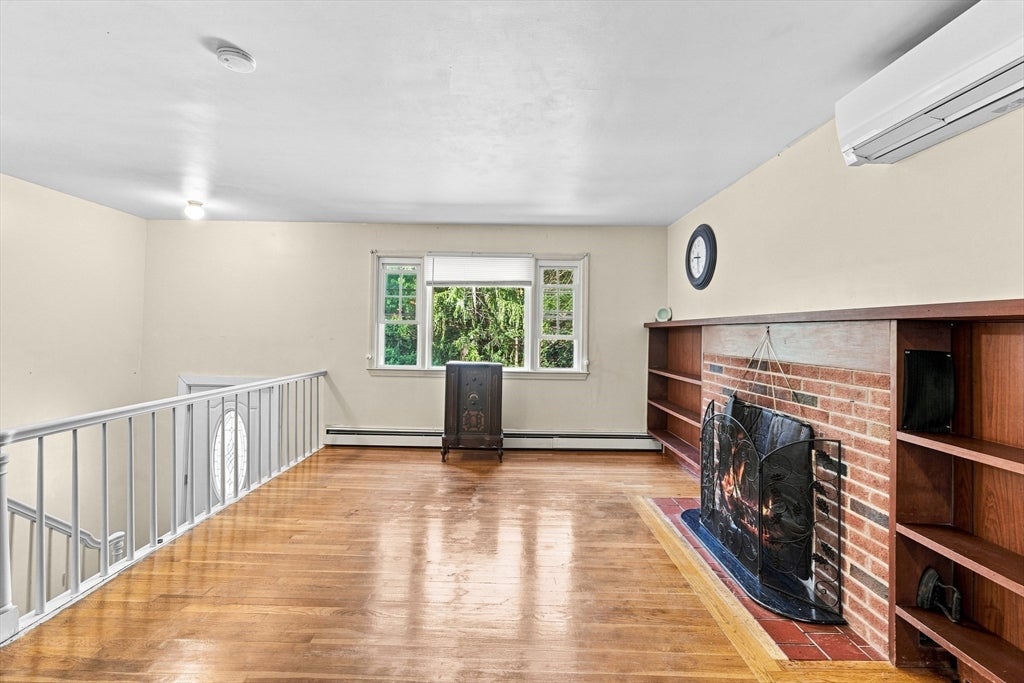 636 Highland St, Holliston, MA, 636 Highland St, Holliston, MA Photo #18
