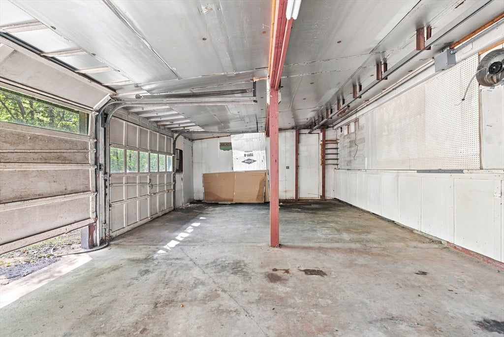 636 Highland St, Holliston, MA, 636 Highland St, Holliston, MA Photo #37