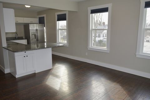 296 Main St 3A Oxford MA 01540