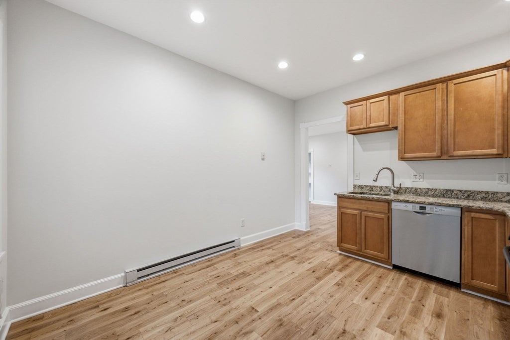 15 Fallon Pl #15A, Cambridge, MA Photo #16