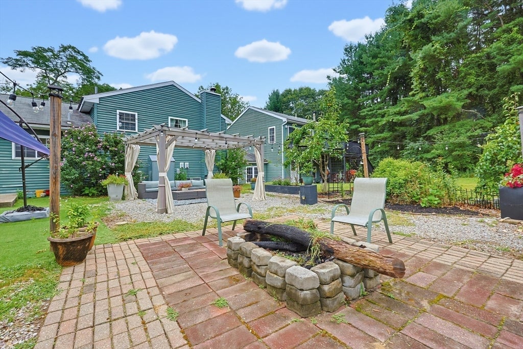 25 Old Elmdale Rd, Uxbridge, MA, 25 Old Elmdale Rd, Uxbridge, MA Photo #42