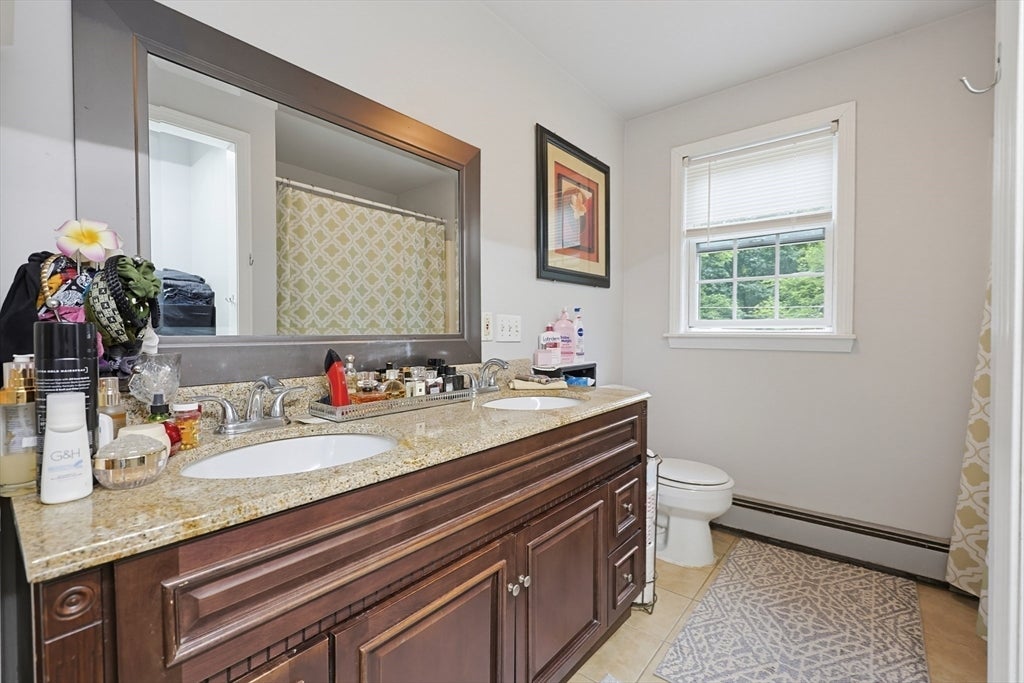 25 Old Elmdale Rd, Uxbridge, MA, 25 Old Elmdale Rd, Uxbridge, MA Photo #35