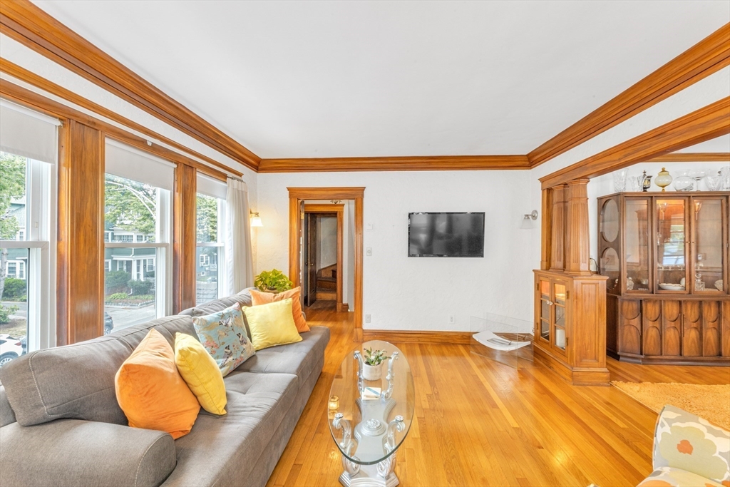 24-26 Moraine Street 24