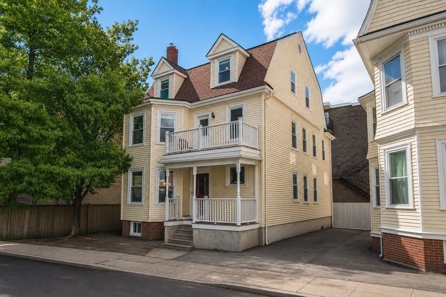 Photo of 12 Saint Paul Street, Cambridge, MA