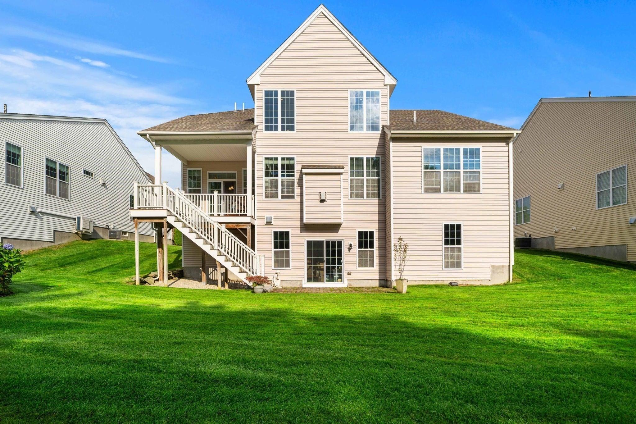 21 Pine Tree Dr 21