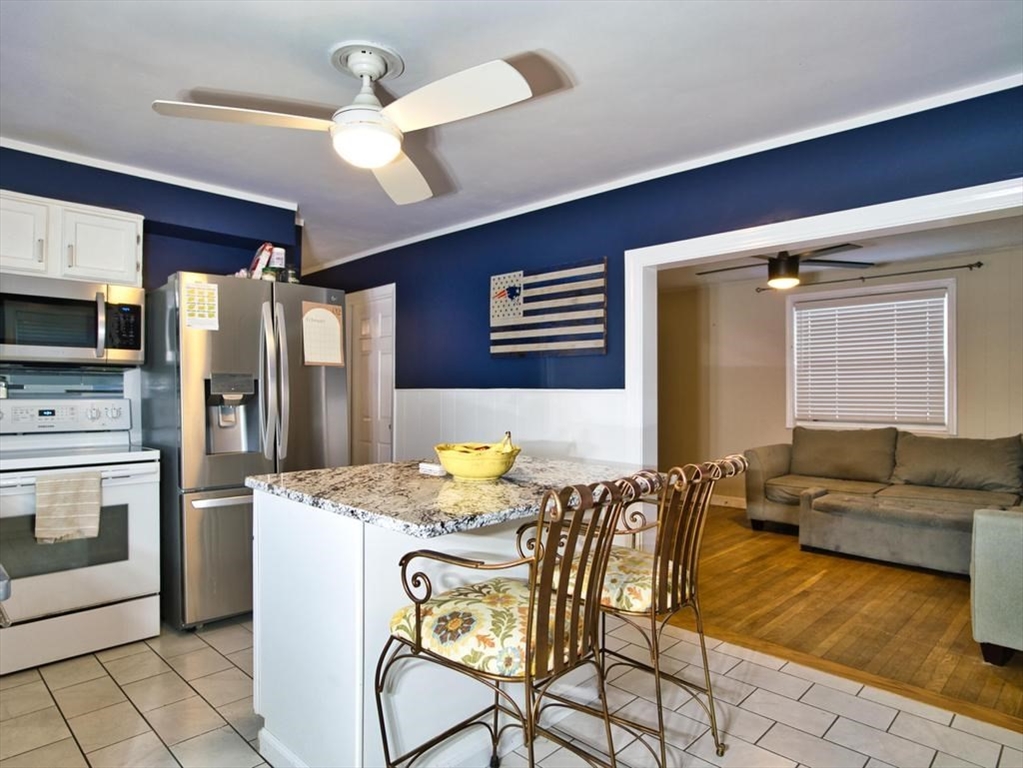 23 Sand Hill Dr