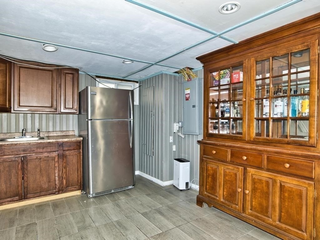23 Sand Hill Dr
