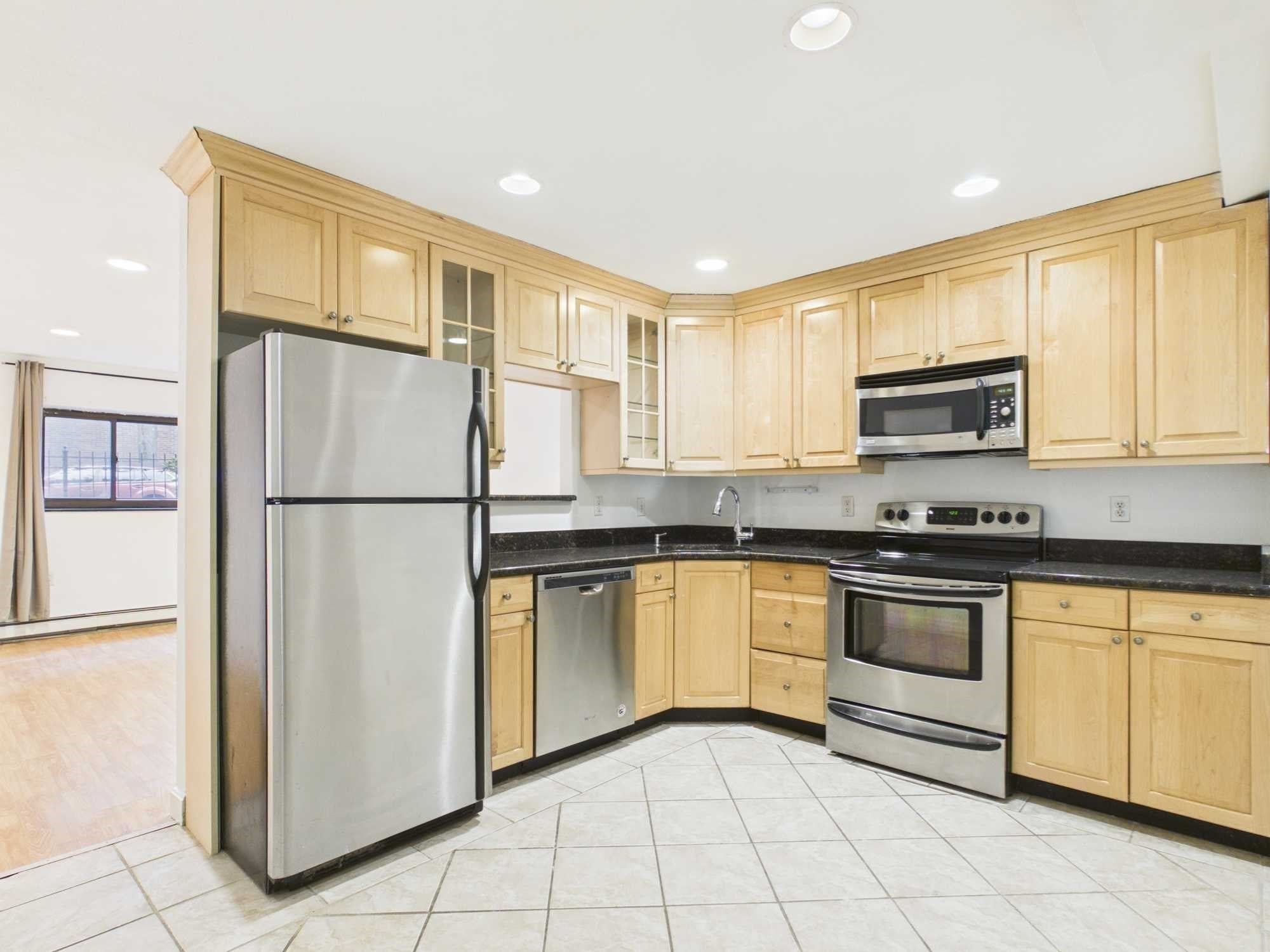 15 Walbridge St 9