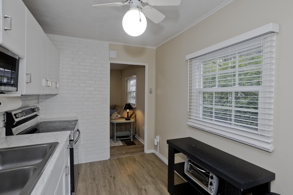 29 Lawnwood Ave, Longmeadow, MA, 29 Lawnwood Ave, Longmeadow, MA Photo #9