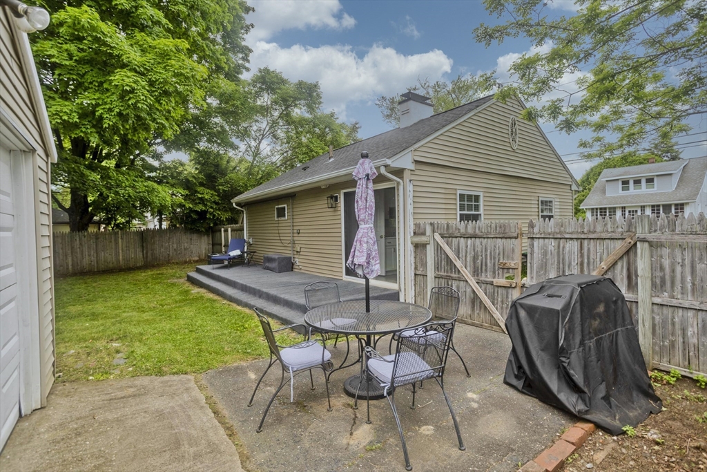 29 Lawnwood Ave, Longmeadow, MA, 29 Lawnwood Ave, Longmeadow, MA Photo #28