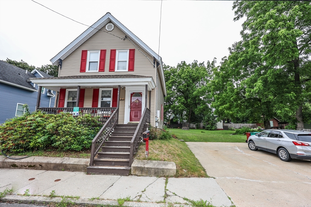 98 Humphrey St