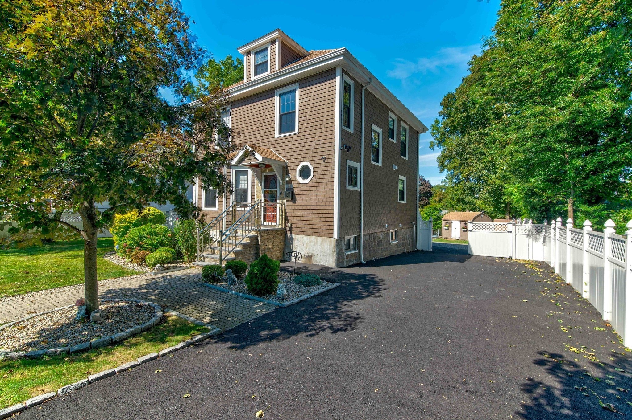 22 Wilson Ave