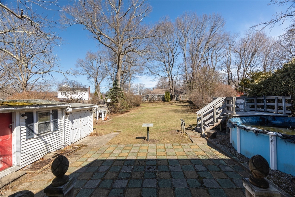 388 Broad St