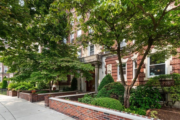 131 PARK DR APT 3, BOSTON, MA 02215 - Image 8b2557d9e4db14da179bc2b774611bc7/482940081