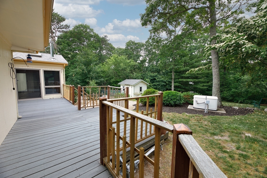 106 Ambleside Dr