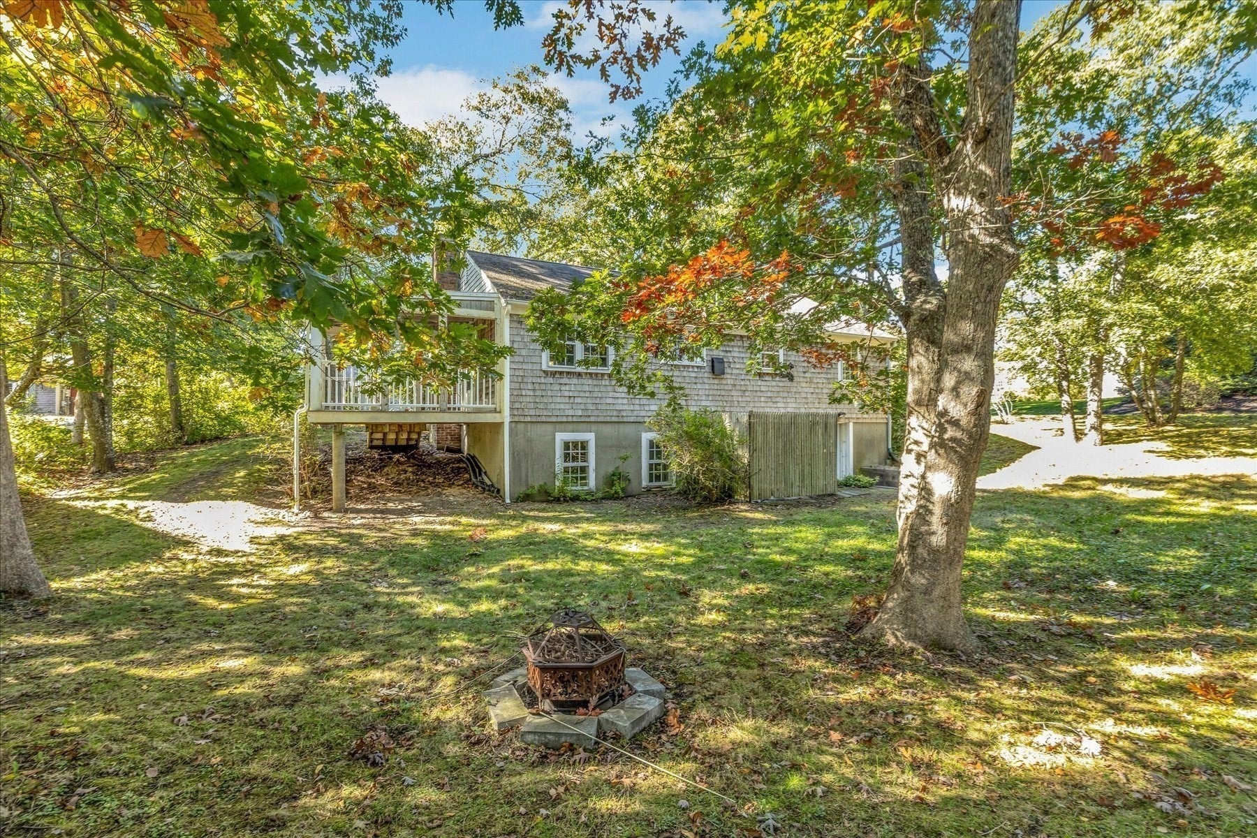 31 Surrey Lane