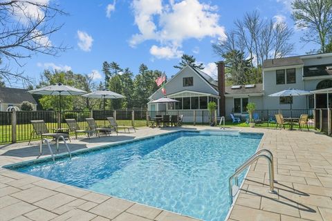 191 Hathaway Rd Acushnet MA 02743