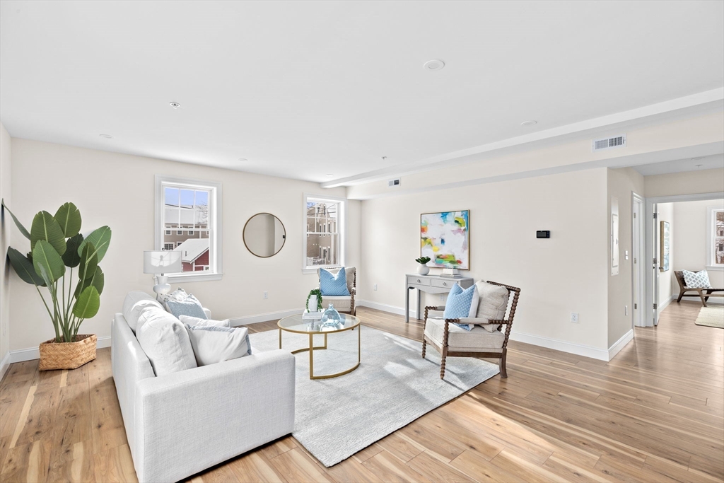 1 Pleasant Street 305