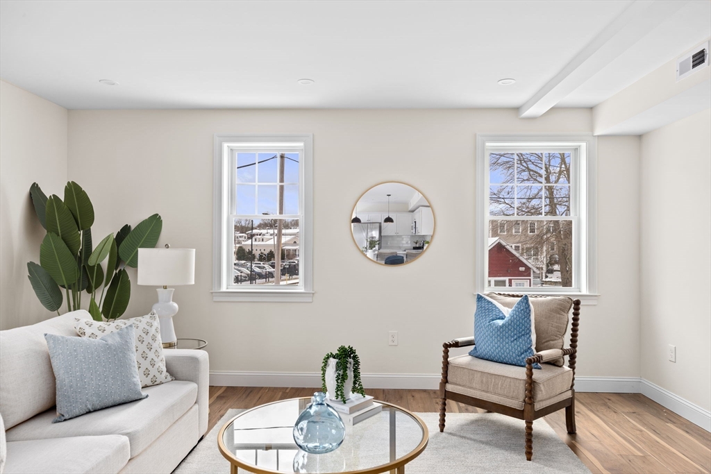 1 Pleasant Street 305